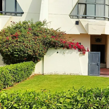 Jumeirah Beach Villa Dubai Exterior photo