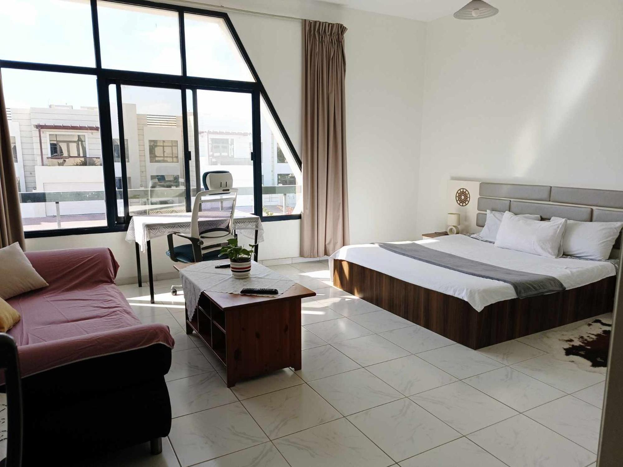 Jumeirah Apartment *